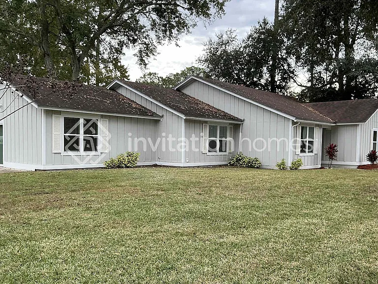11093 Mandarin Station Dr E — Photo 1