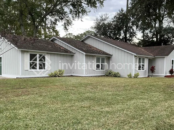 11093 Mandarin Station Dr E, Jacksonville, FL 32257