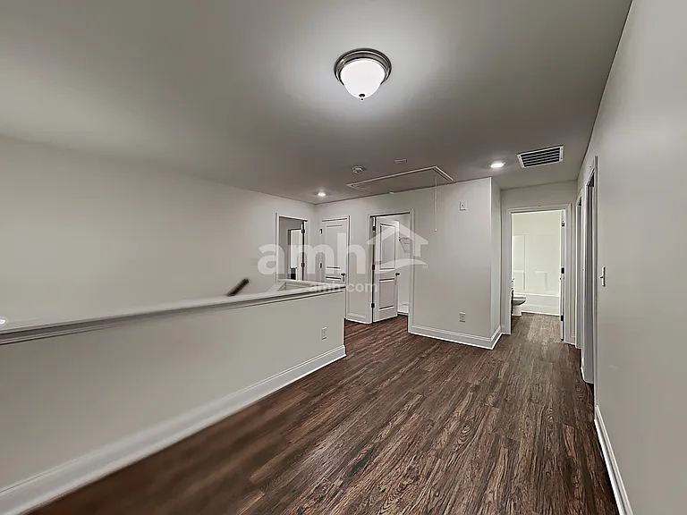 661 Woodall Rd — Photo 9