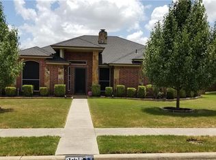 2626 Pioneer Ln, Lancaster, TX 75146