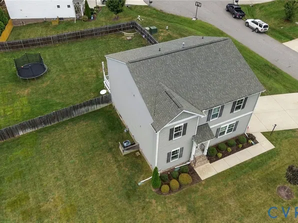 8801 Elkview Ct, Richmond, VA 23236