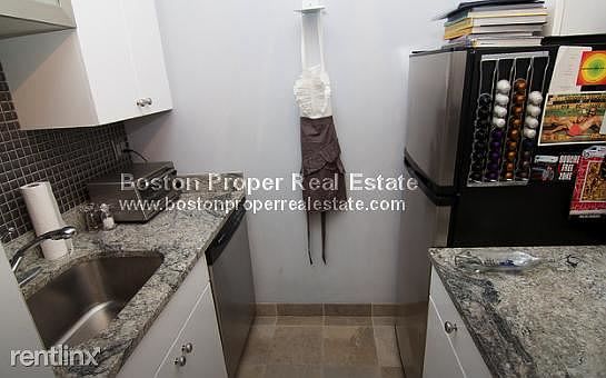 12 Stoneholm St. #624 Boston - Fenway Unit Photo 4
