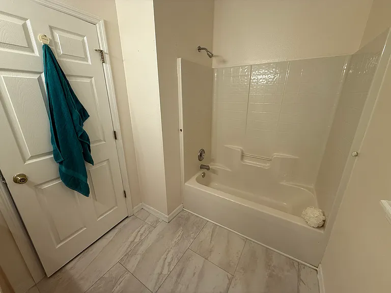 2741 Woodstream Cir — Photo 15