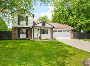 8416 N Buckingham Dr, Columbus, IN 47201