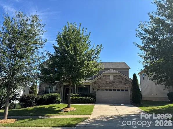 10413 Honeyfur Ct, Charlotte, NC 28278