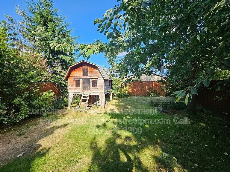 6458 NE 8th Ave — Photo 51