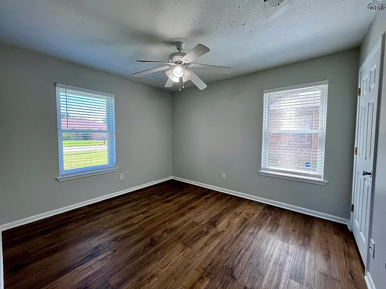 4318 Edgehill — Photo 15