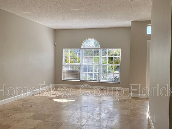 2nd image of 1717 Snaresbrook Way