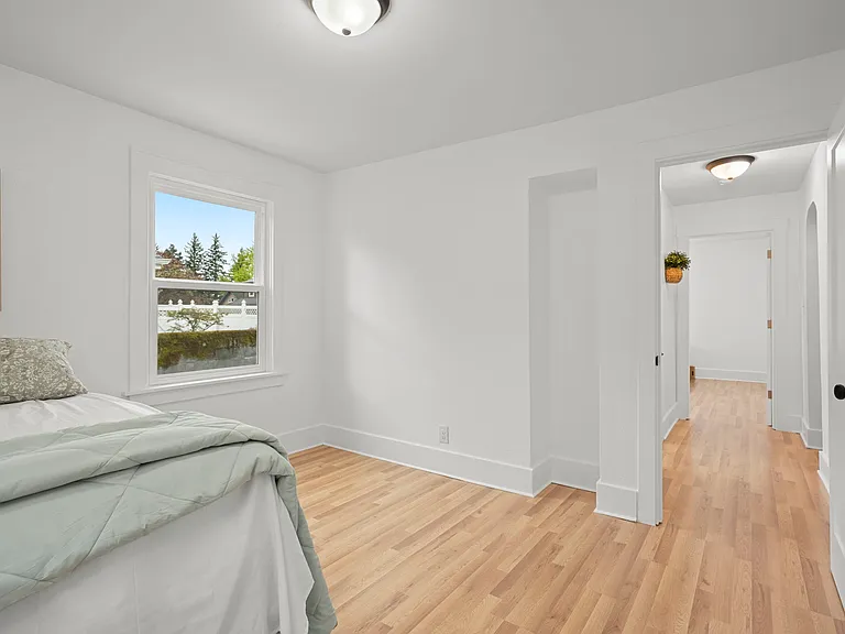1346 NW Couch St — Photo 10