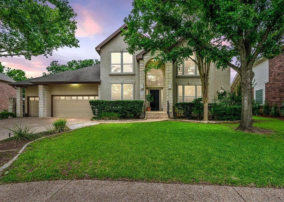 1st image of 8126 Bottlebrush Dr