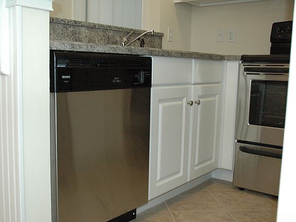 5th image of 1113 SW 6th Ave APT A