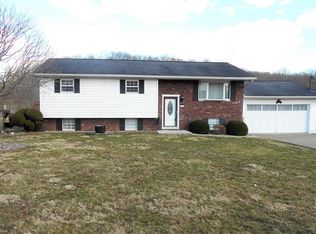 148 Woodlawn Ave, Belpre, OH