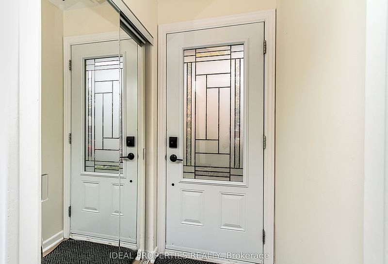 Ottawa House for rent - 3 Bedrooms — photo 4