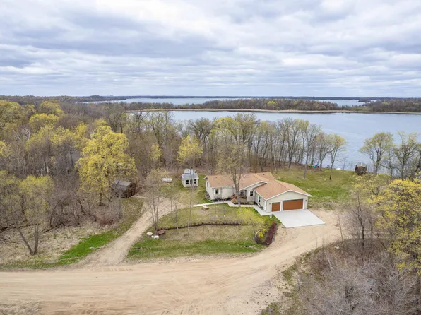36859 Rodel Dr, Richville, MN 56576