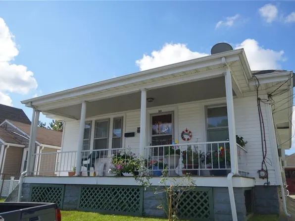 10 Cottage St, Cranston, RI 02910