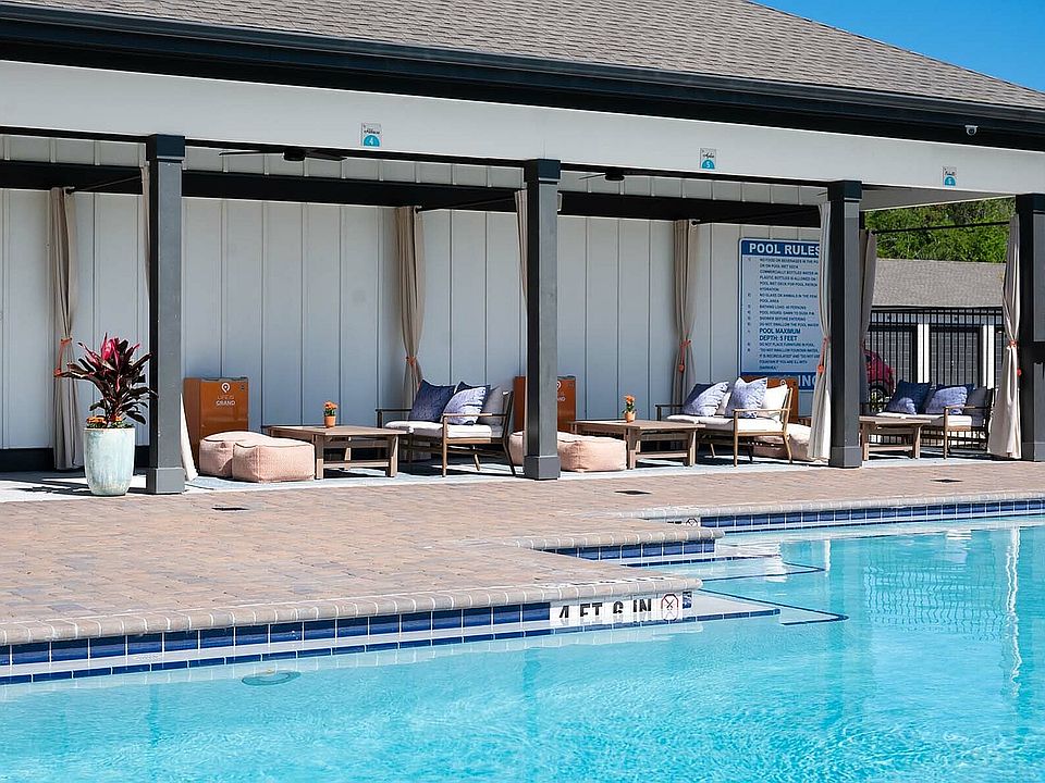 Pool 4