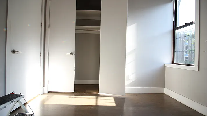 Rented by Nooklyn NYC LLC | media 14