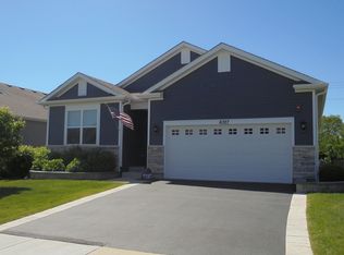 6327 Doral Dr, Gurnee, IL 60031