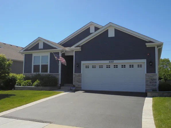6327 Doral Dr, Gurnee, IL 60031