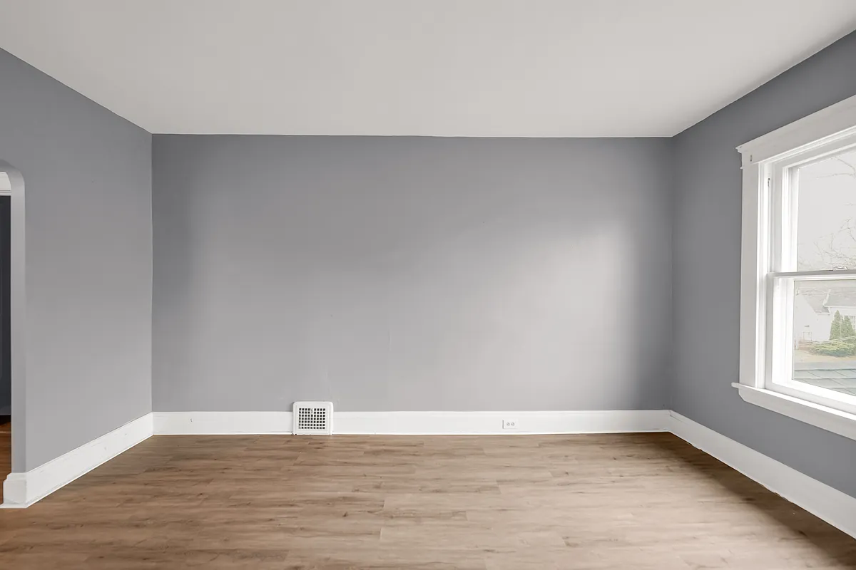 Building Photo - 16119 Parkgrove Ave #2