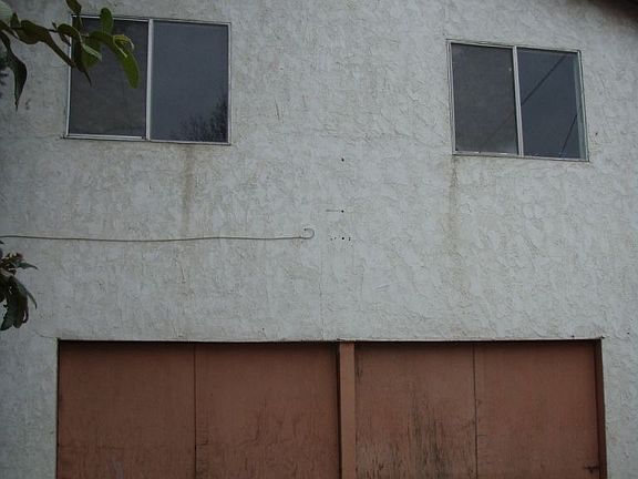 Garage/Rear Unit