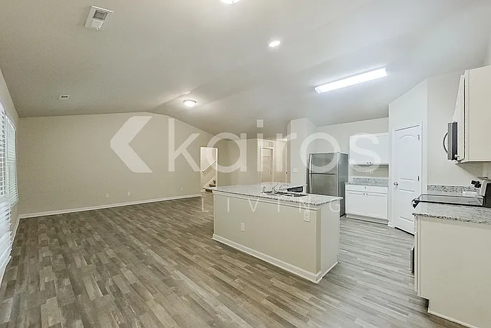 1195 Amberlight Cir — Photo 5