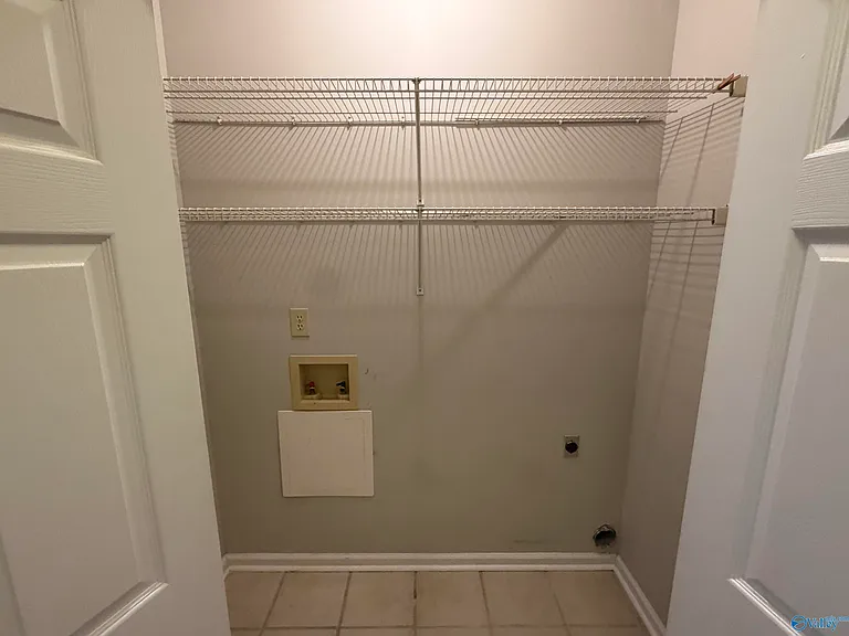 2410 Brookline Ct SW — Photo 16