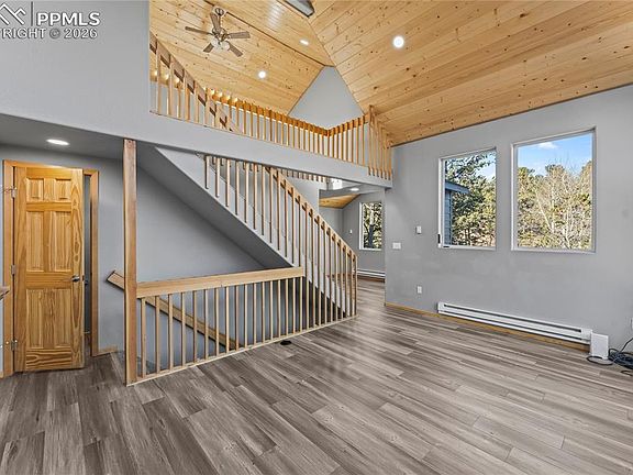 3rd image of 63 Iowa Ln