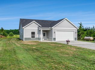 57860 James Dr, Three Rivers, MI 49093