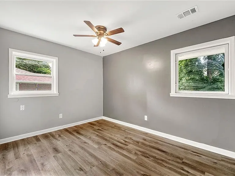 128 Alexander Ct — Photo 14