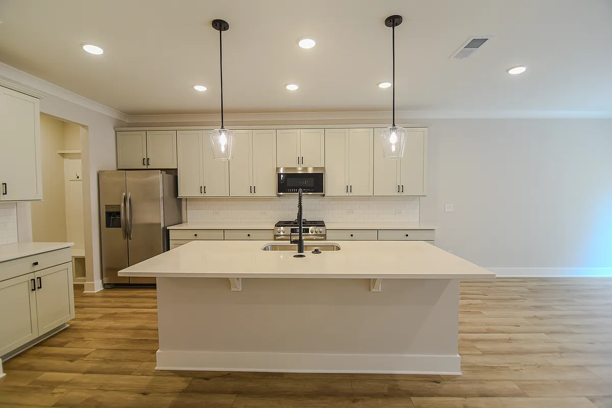 Building Photo - 68 Trace Blf
