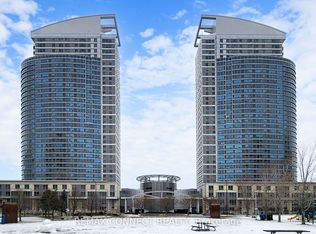 36 Lee Centre Dr #3111, Toronto, ON M1H 3K2