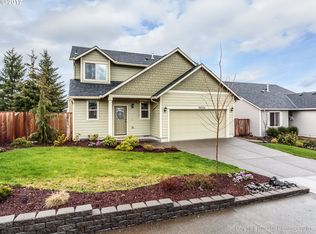 59524 Whiteoak Dr, Saint Helens, OR 97051