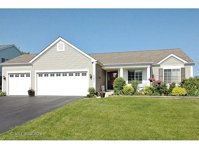1171 Sawmill Ln photo 1