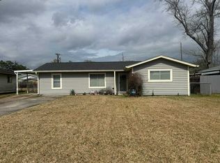 1242 Palm Dr, Orange, TX 77630