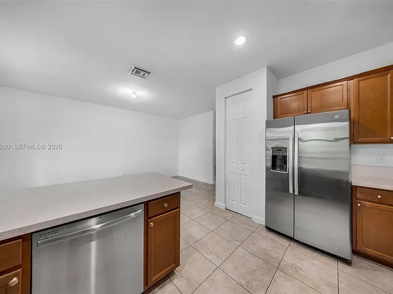 3952 Devenshire Ct #3952 — Photo 4