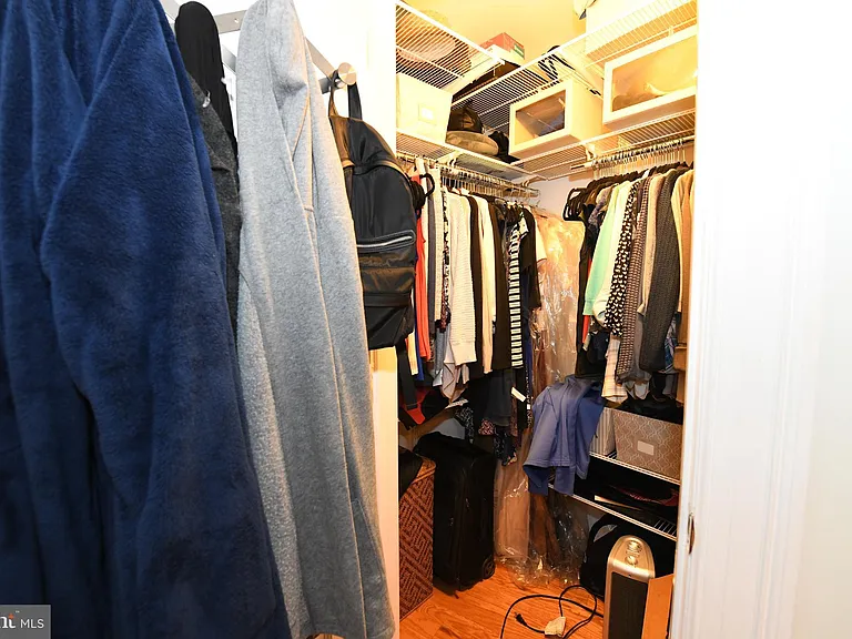 7036 Strathmore St #211 — Photo 21