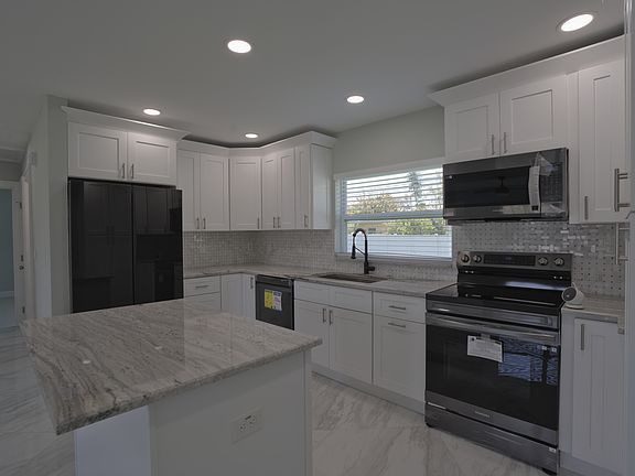 Kitchen 1