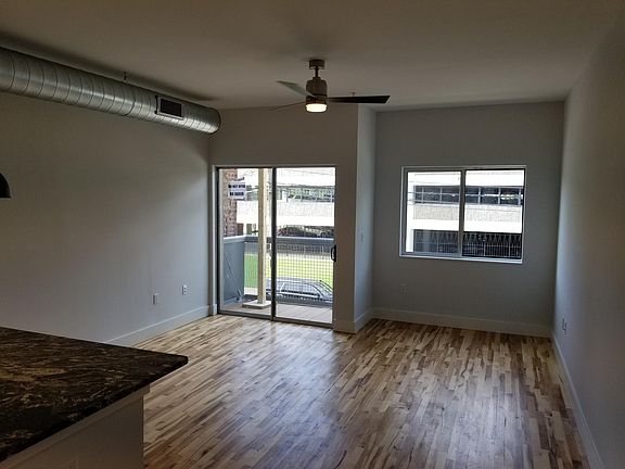 4th image of 809 W Cary St