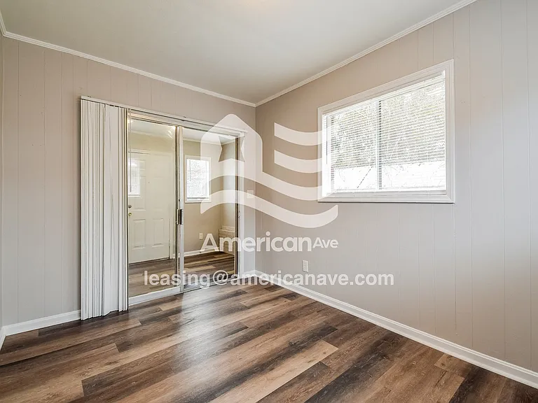1553773_007_wm_-_dining_room_13547637.jpg