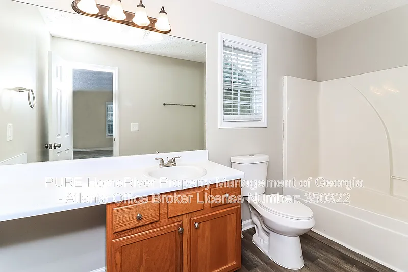 121 Maplewood Dr