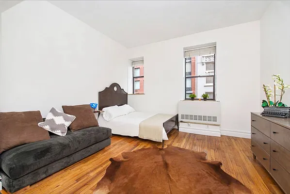 Rented by Keller Williams NYC | media 13