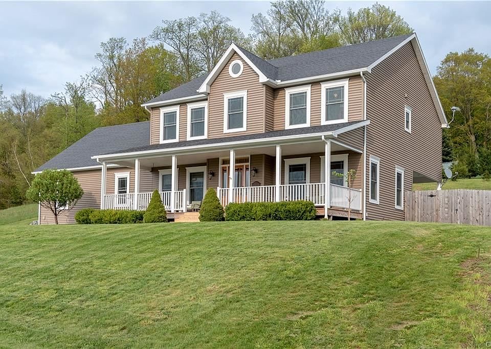 1st image of 100 Chestnut Pl