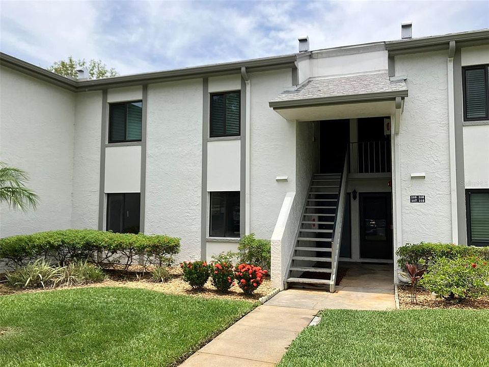 1st image of 107 E CYPRESS COURT #107