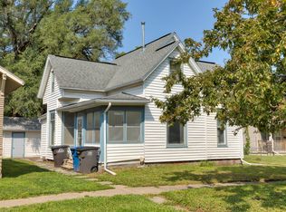 1110 E 12th St, Des Moines, IA 50316