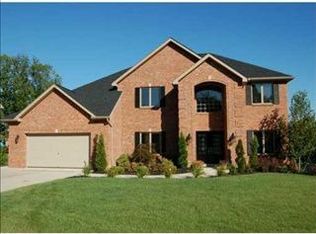 2455 Lindale Ct, North Huntingdon, PA