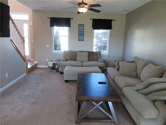 4th image of 7 W Ham Cir