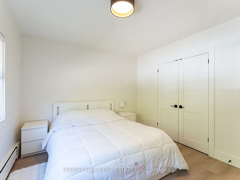 8 Victoria St #4 — Photo 8