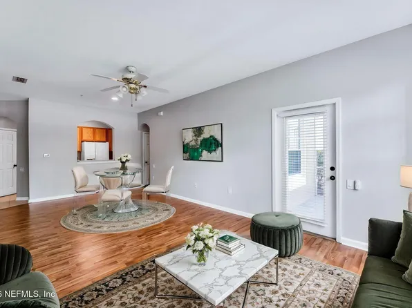 7990 BAYMEADOWS Road E #520, Jacksonville, FL 32256
