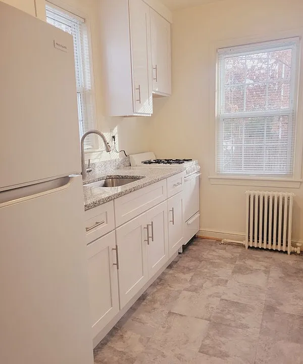 Burton Gardens Apartments